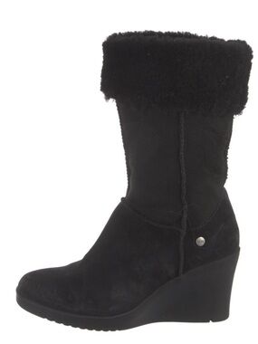 UGG Black Suede Fur Trim Shearling Wedge Boots Women’s Size 8